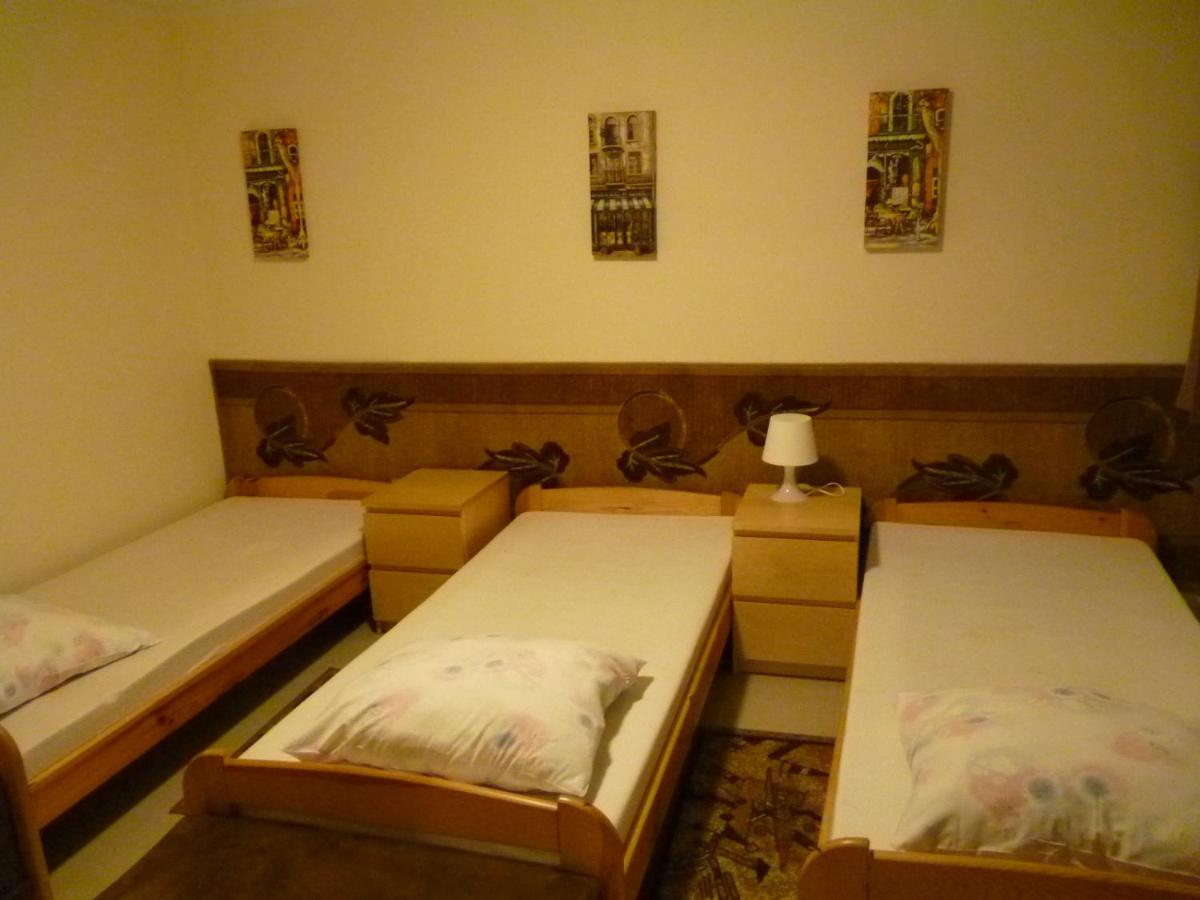 Osrodek Wypoczynkowy W Sosnowym Lesie Hotel เมียนซีวอเจีย ภายนอก รูปภาพ